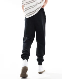 Design Tapered Joggers In