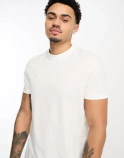 Design T-Shirt With Crew Neck In