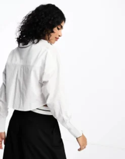 Design Ultimate Cropped Shirt In
