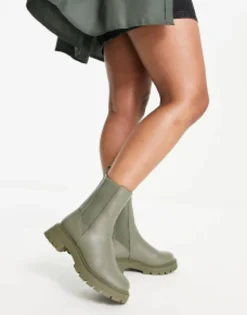 Design Wide Fit Alfie Chunky Chelsea Boots In