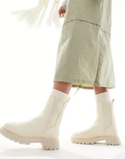 Design Wide Fit Alfie Chunky Chelsea Boots In Off-White