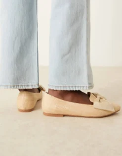Design Wide Fit Lake Bow Pointed Ballet Flats In