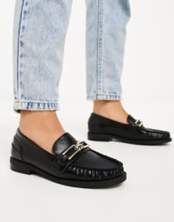 Design Wide Fit Melodic Slim Loafer With Chain In