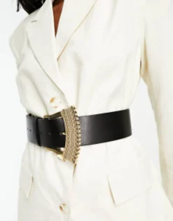 Design Wide Waist Belt With Decorative Buckle