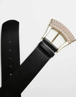 Design Wide Waist Belt With Decorative Buckle