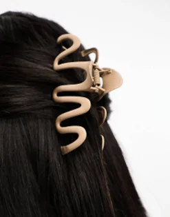 Designb London Irregular Metal Hair Claw In