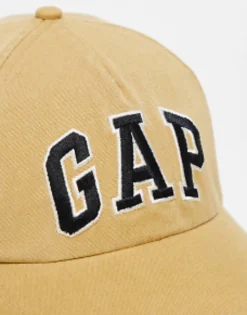 Gap Exclusive Logo Cap In