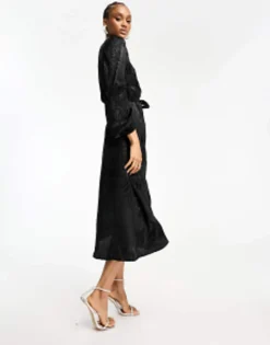 Jdy Tall Puff Sleeve Wrap Jacquard Midi Dress In Zebra