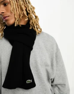 Lacoste Essentials Wool Scarf In