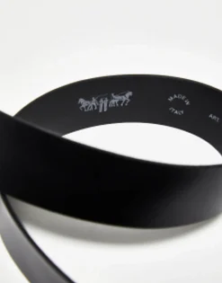 Levi'S Leather Belt In Black With Gold Circle Buckle