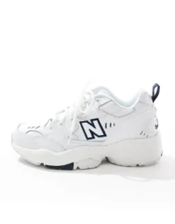 New Balance 608 Trainers In