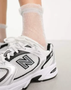 New Balance 530 Trainers In Black
