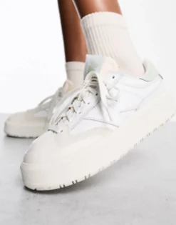 New Balance Ct302 Trainers In White & Green