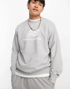 New Balance Essentials Stacked Logo Fleece Crew In