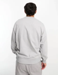 New Balance Essentials Stacked Logo Fleece Crew In