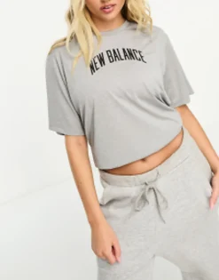New Balance Relentless Oversized Tee In Grey Marl
