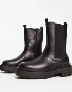 New Look Flat Chunky High Ankle Chelsea Boot In
