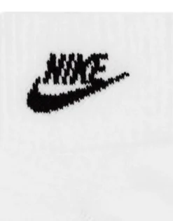 Nike Everyday Essential 3 Pack Ankle Socks In