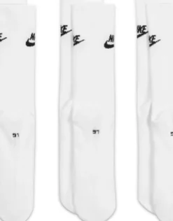 Nike Everyday Essential 3 Pack Socks In