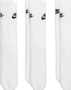 Nike Everyday Essential 3 Pack Socks In