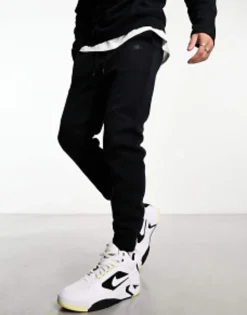 Nike Tech Fleece Joggers In