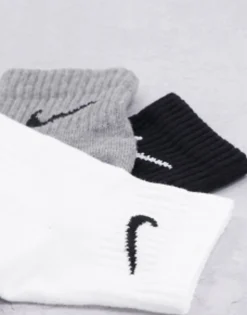 Nike Training 3 Pack Unisex Ankle Socks In