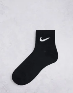 Nike Training 3 Pack Unisex Ankle Socks In