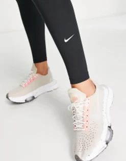 Nike Training One Dri-Fit High Rise Sculpt Leggings In