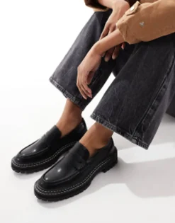 Only Loafer With Contrast Stitching In