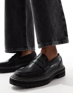 Only Loafer With Contrast Stitching In