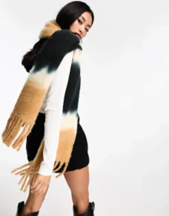 Pieces Soft Tassle Scarf In Gradient