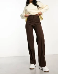 Pull&Bear High Waisted Tailored Straight Leg Trouser With Front Seam In Chocolate