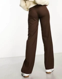 Pull&Bear High Waisted Tailored Straight Leg Trouser With Front Seam In Chocolate