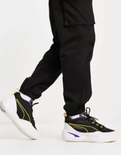 Puma Basketball Playmaker Spray Trainers In And Purple