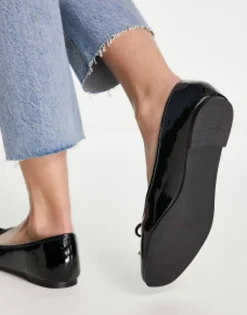 Schuh Leigh Ballet Flats With Bow In