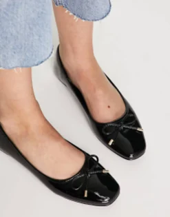 Schuh Leigh Ballet Flats With Bow In