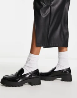 Schuh Levi Chunky Loafer In