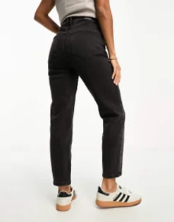 Stradivarius Petite Slim Mom Jean With Stretch In