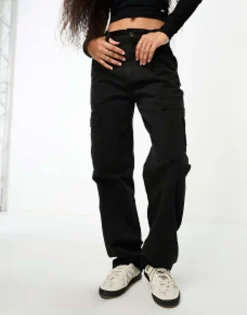 Stradivarius Petite Straight Leg Cargo Trouser In