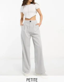Stradivarius Petite Tailored Wide Leg Trouser In
