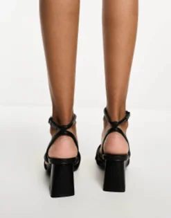 Stradivarius Wide Fit Strappy Block Heel Sandal In