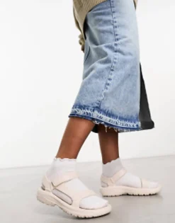 Teva Hurricane Eva Drift In Beige
