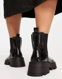 Topshop Bella Chunky Chelsea Boot In Croc