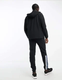 Under Armour Accelerate Tracksuit In