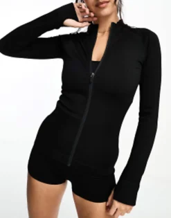 Wb Seamless Rib Booty Short And Long Sleeve In Black