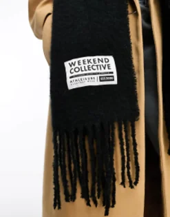Weekend Collective Fluffy Blanket Scarf With Woven Label