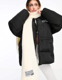 Weekend Collective Fluffy Blanket Scarf With Woven Label
